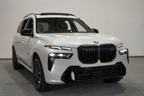 2026 BMW X7 M60i