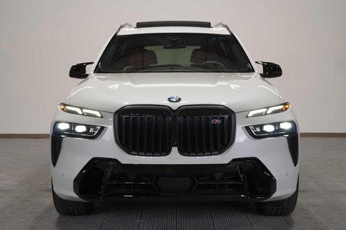 2026 BMW X7 M60i