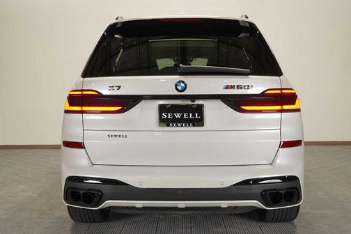 2026 BMW X7 M60i