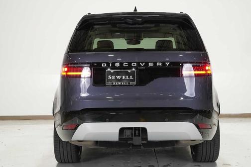 2025 Land Rover Discovery P360 Metropolitan Edition