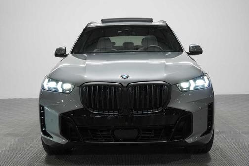 Gray Metallic 2026 BMW X5 xDrive40i