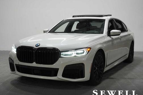 Mineral White Metallic 2022 BMW 750 i xDrive