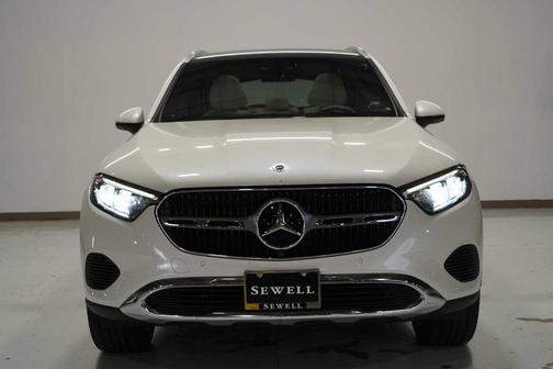 2023 Mercedes-Benz GLC 300 Base 4MATIC