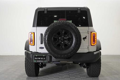 Oxford White 2024 Ford Bronco Wildtrak