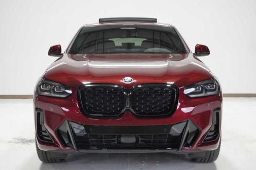 2025 BMW X4 xDrive30i