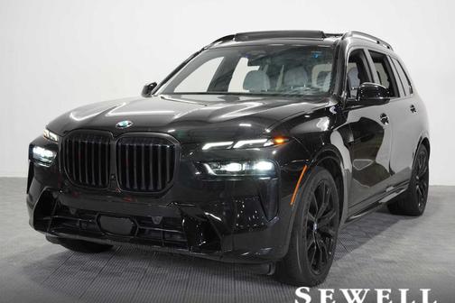 Black Sapphire Metallic 2024 BMW X7 xDrive40i