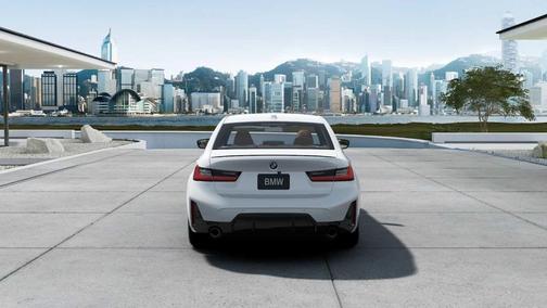 2025 BMW 330 i