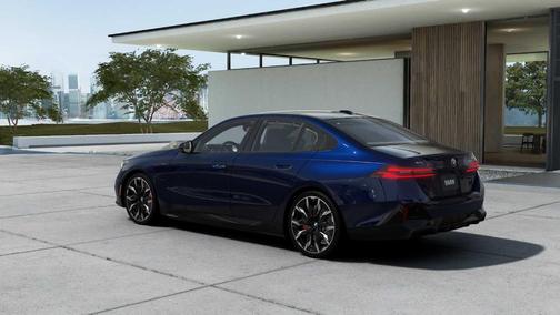 2026 BMW 550e xDrive