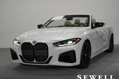 Mineral White Metallic 2024 BMW M440 i