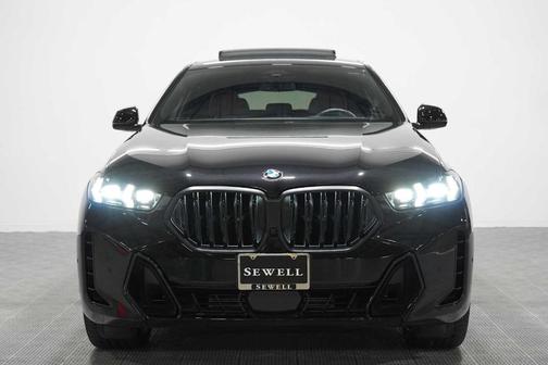 Black Sapphire Metallic 2024 BMW X6 xDrive40i