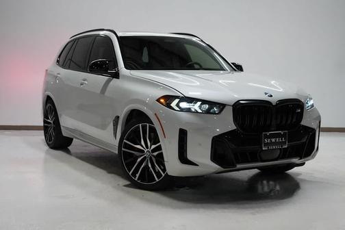 2025 BMW X5 M60i