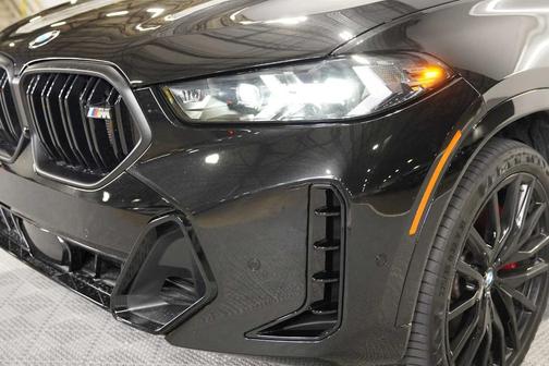 Black Sapphire Metallic 2024 BMW X6 M60i