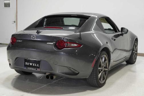 2017 Mazda MX-5 Miata Launch Edition
