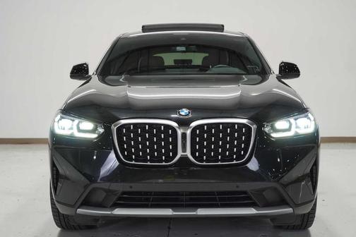 2022 BMW X4 xDrive30i