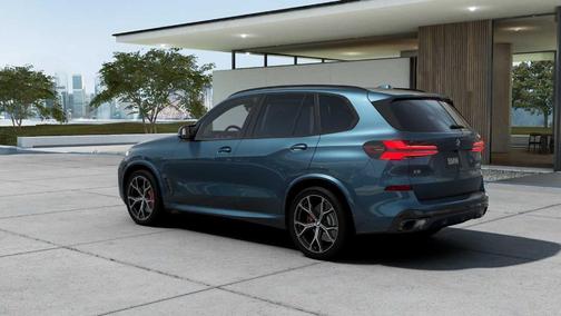 2026 BMW X5 M60i