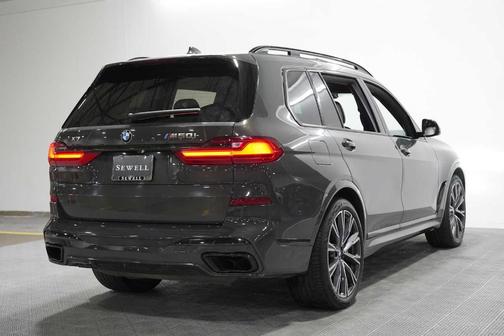 Gray Metallic 2021 BMW X7 M50i