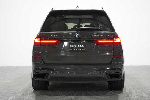 Gray Metallic 2021 BMW X7 M50i