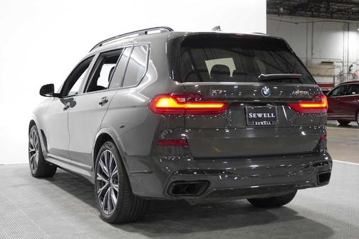 Gray Metallic 2021 BMW X7 M50i