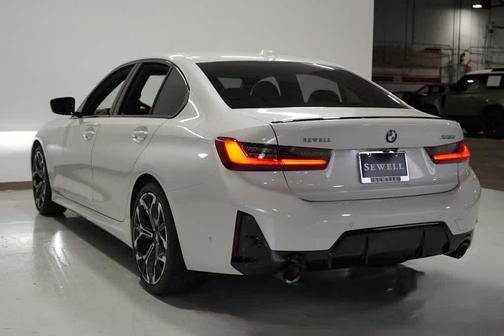 2025 BMW 330 i