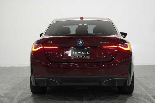 Aventurin Red Metallic 2023 BMW i4 Gran Coupe eDrive35