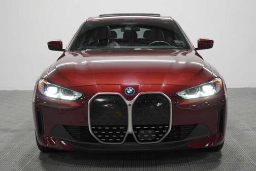 Aventurin Red Metallic 2023 BMW i4 Gran Coupe eDrive35