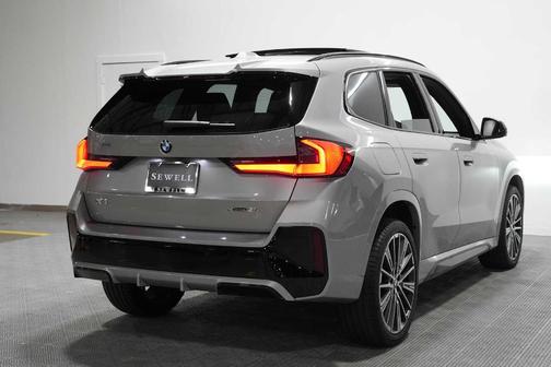 Space Silver 2025 BMW X1 xDrive28i