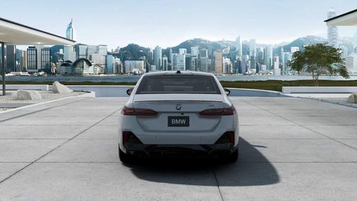 2025 BMW i5 eDrive40
