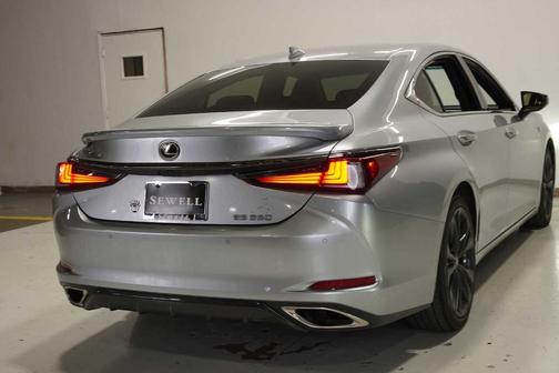 2022 Lexus ES 350 F Sport