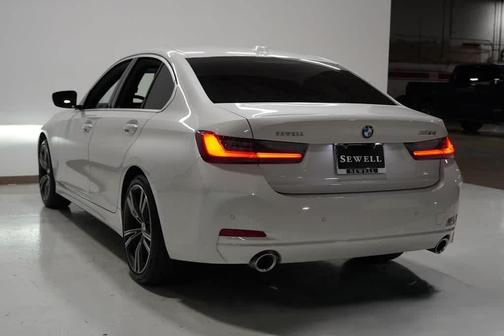 2024 BMW 330 i