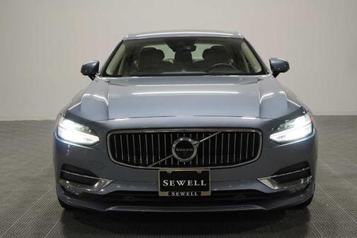 Mussel Blue Metallic 2020 Volvo S90 T6 Inscription