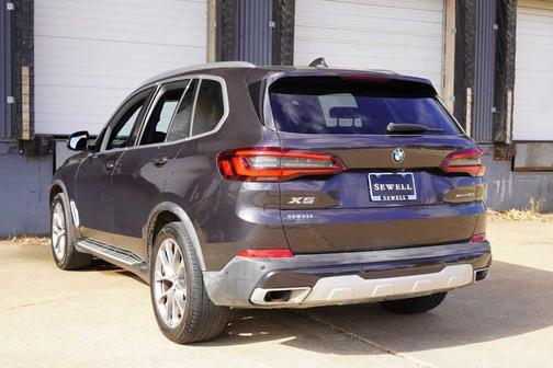 2023 BMW X5 sDrive40i
