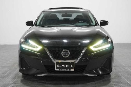 Super Black 2019 Nissan Maxima 3.5 SL