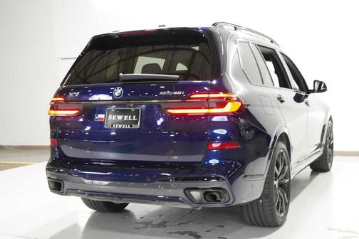 2023 BMW X7 xDrive40i