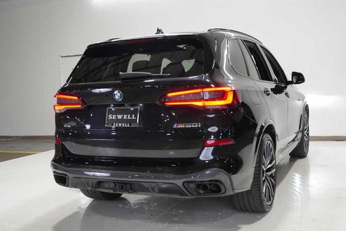 2022 BMW X5 M50i