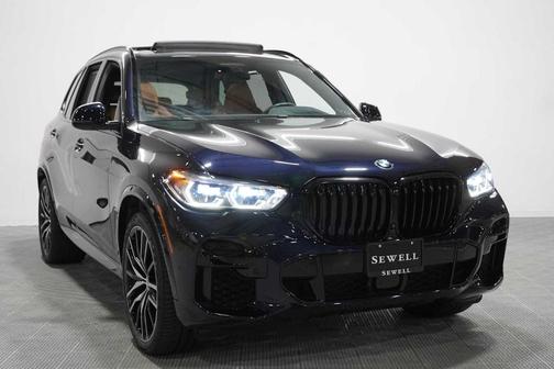 Carbon Black Metallic 2023 BMW X5 xDrive40i