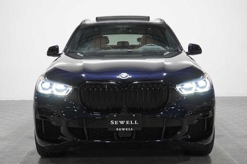 Carbon Black Metallic 2023 BMW X5 xDrive40i