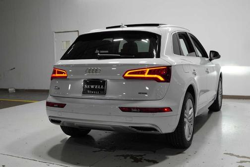 2019 Audi Q5 2.0T Premium Plus