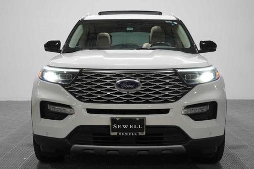 Star White 2021 Ford Explorer Platinum