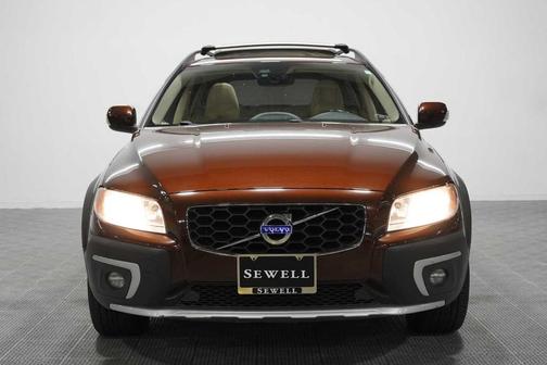 Rich Java Metallic 2016 Volvo XC70 T5 Drive-E Premier