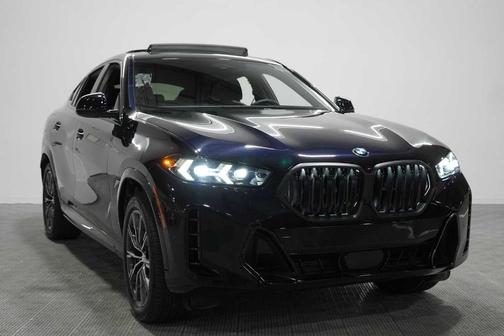 Carbon Black Metallic 2026 BMW X6 xDrive40i