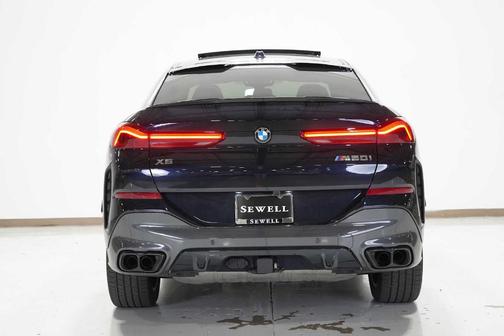 2025 BMW X6 M60i