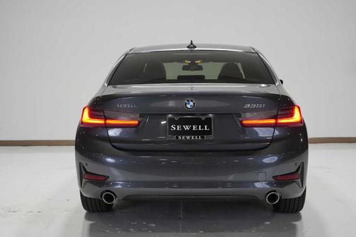 2020 BMW 330 i