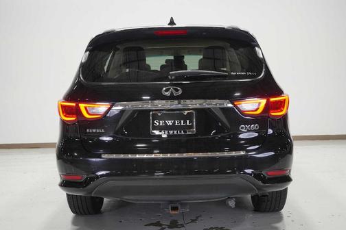 2016 INFINITI QX60 Base