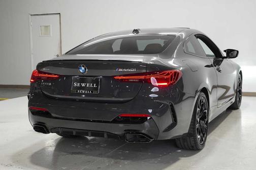 2025 BMW M440 i xDrive