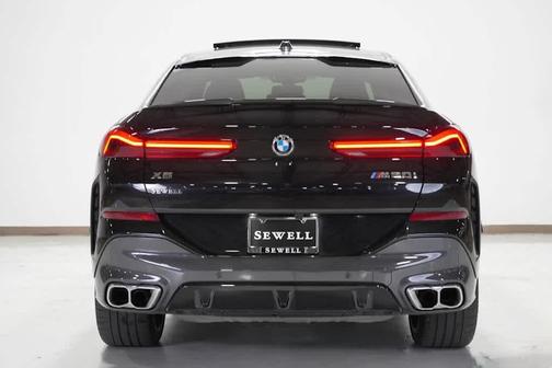 2025 BMW X6 M60i