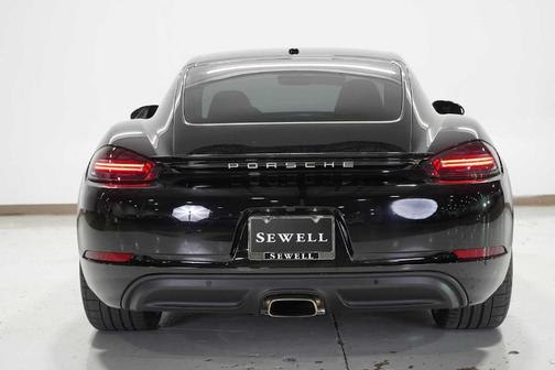 2024 Porsche 718 Cayman 