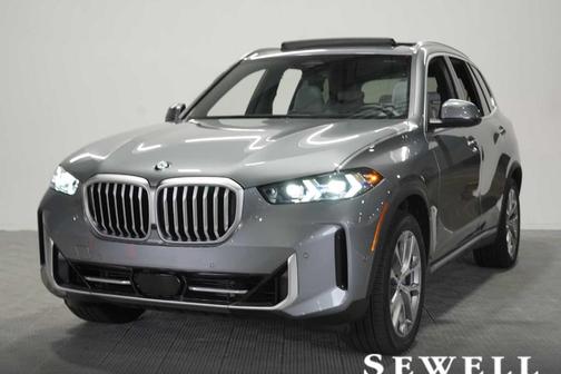 Gray Metallic 2026 BMW X5 xDrive40i