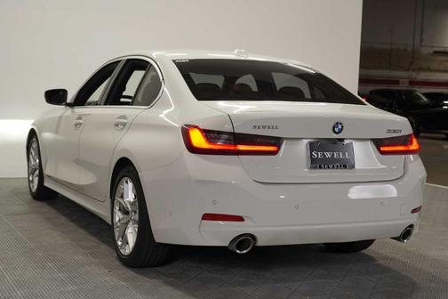 Alpine White 2025 BMW 330 i