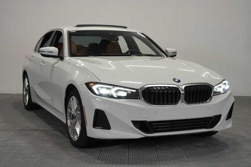 Alpine White 2025 BMW 330 i