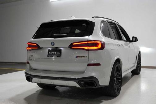 2023 BMW X5 M50i
